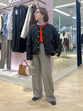 「アイテム（ダウンジャケット/コート）」を使った、Akari Yasuiさん（レディース・145cm）の秋コーディネート