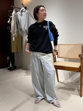 「MAQWEL（マクウェル）の【MAQWEL/マクウェル】タックコクーンパンツ（その他パンツ、グレー系）」を使った、Akari Yasuiさん（レディース・145cm）の秋コーディネート