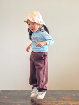 「VINTAGE（ヴィンテージ）のCORVETTE 70’sヴィンテージスウェット（スウェット、ブルー系）」を使った、KOOOさん（キッズ・90cm）の春コーディネート