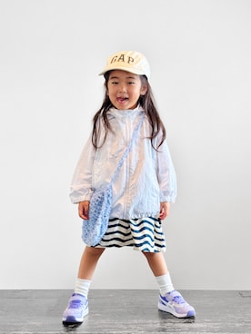 「GAP（ギャップ）のアイテム（キャップ）」を使った、KOOOさん（キッズ・100cm）の秋コーディネート