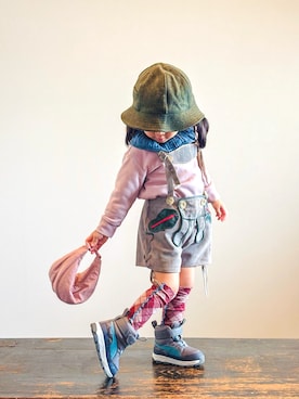 「アイテム（サロペット/オーバーオール）」を使った、KOOOさん（キッズ・90cm）の秋コーディネート