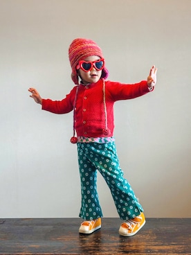 「アイテム（トップス）」を使った、KOOOさん（キッズ・90cm）の冬コーディネート