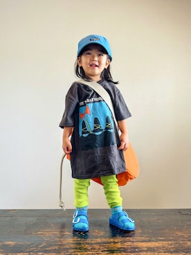 「アイテム（ショルダーバッグ）」を使った、KOOOさん（キッズ・90cm）の秋コーディネート