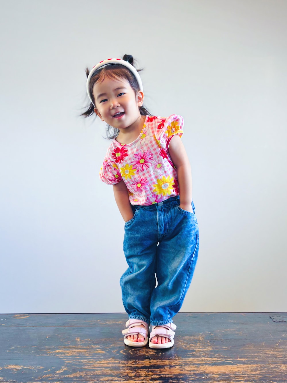 mina perhonenのデニムパンツを使ったキッズ人気ファッション