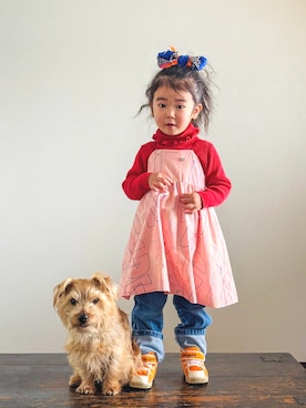 「BRANSHES（ブランシェス）のタートルネックリブニット（ニット/セーター、レッド系）」を使った、KOOOさん（キッズ・90cm）の春コーディネート