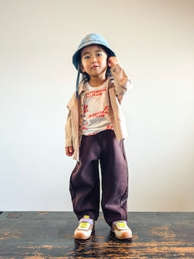 「アイテム（タンクトップ）」を使った、KOOOさん（キッズ・90cm）の秋コーディネート