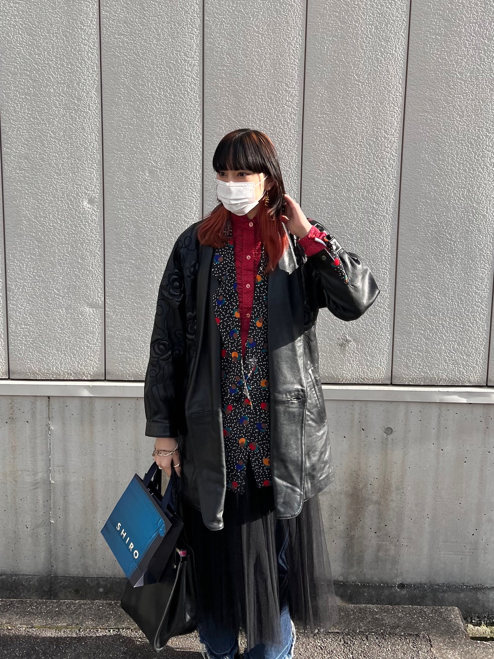 「秋冬コーデ、おでかけコーデ、お洒落さんとつながりたい、古着、ootd、ヴィンテージ、冬、革ジャン、黒、shiro」｜「VINTAGEのアイテム（テーラードジャケット、ブラック系）」を使った、hinanoさん（レディース・170cm）の冬コーディネートの1枚目の写真