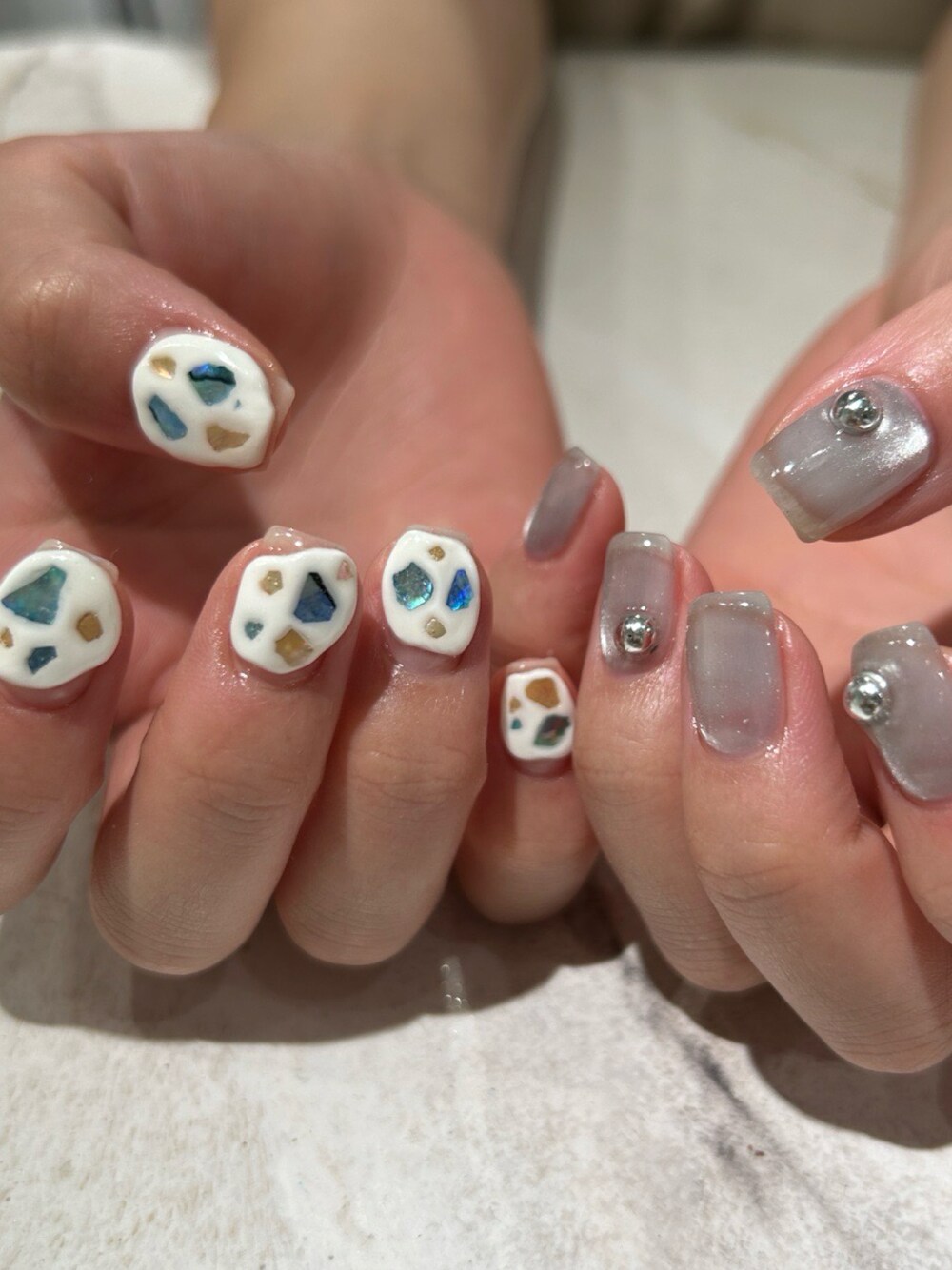 「ネイル、夏ネイル」｜「NAILSのアイテム（その他、ブルー系）」を使った、もふもふさん（レディース・154cm）の夏コーディネートの1枚目の写真