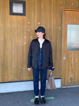 「重ね着ベストシーズン」｜「アイテム（サンダル）」を使った、しはしーさん（レディース・170cm）の冬コーディネート