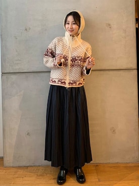 「アイテム（イヤーマフ）」を使った、美波さん（レディース・158cm）の秋コーディネート