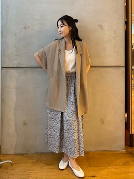 「花柄スカート」｜美波さん（レディース・158cm）の夏コーディネート