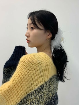 「アイテム（バレッタ/ヘアクリップ）」を使った、美波さん（レディース・158cm）の秋コーディネート