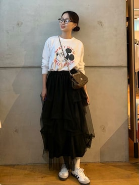 「アイテム（メガネ）」を使った、美波さん（レディース・158cm）の秋コーディネート