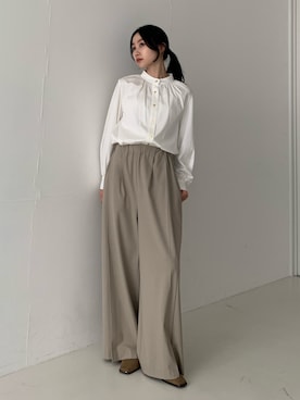「URBAN RESEARCH ROSSO WOMEN（アーバンリサーチ　ロッソ）のウォッシャブルイージータックパンツ（その他パンツ）」を使った、美波さん（レディース・158cm）の秋コーディネート