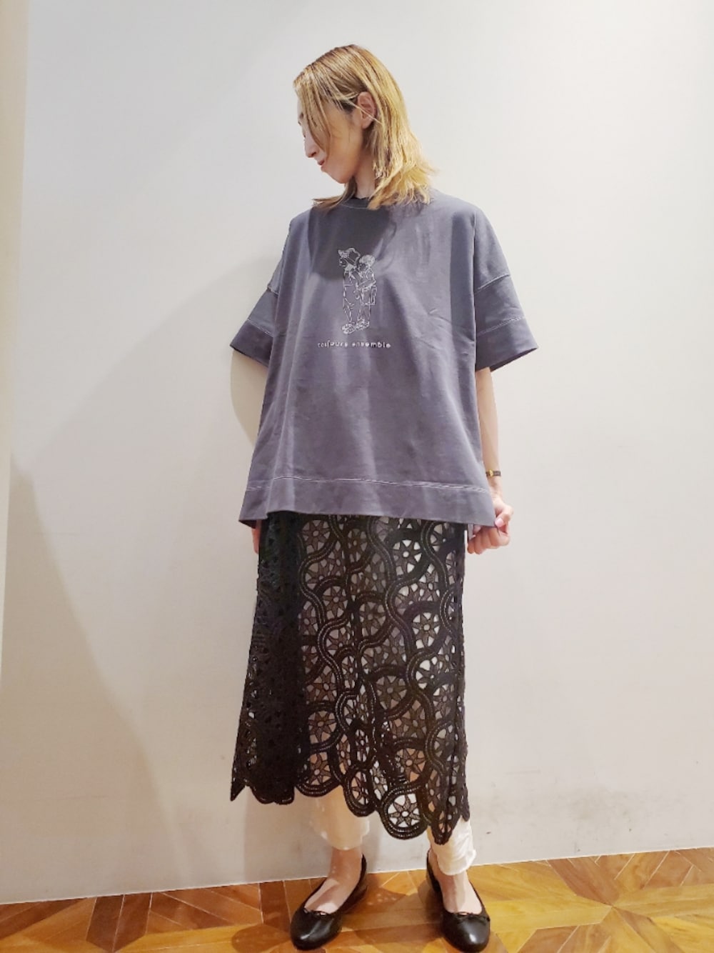 「Tシャツコーデ、プリントT、レースワンピース、2wayワンピース、ホワイトデニム、バレエシューズ、相互フォロー、ピュアルセシン、pualcecin、pual ce cin」｜「PUAL CE CINの配色ステッチ×プリントTシャツ（Tシャツ/カットソー、グレー系）」を使った、nagashimaさん（レディース・160cm）の夏コーディネートの1枚目の写真