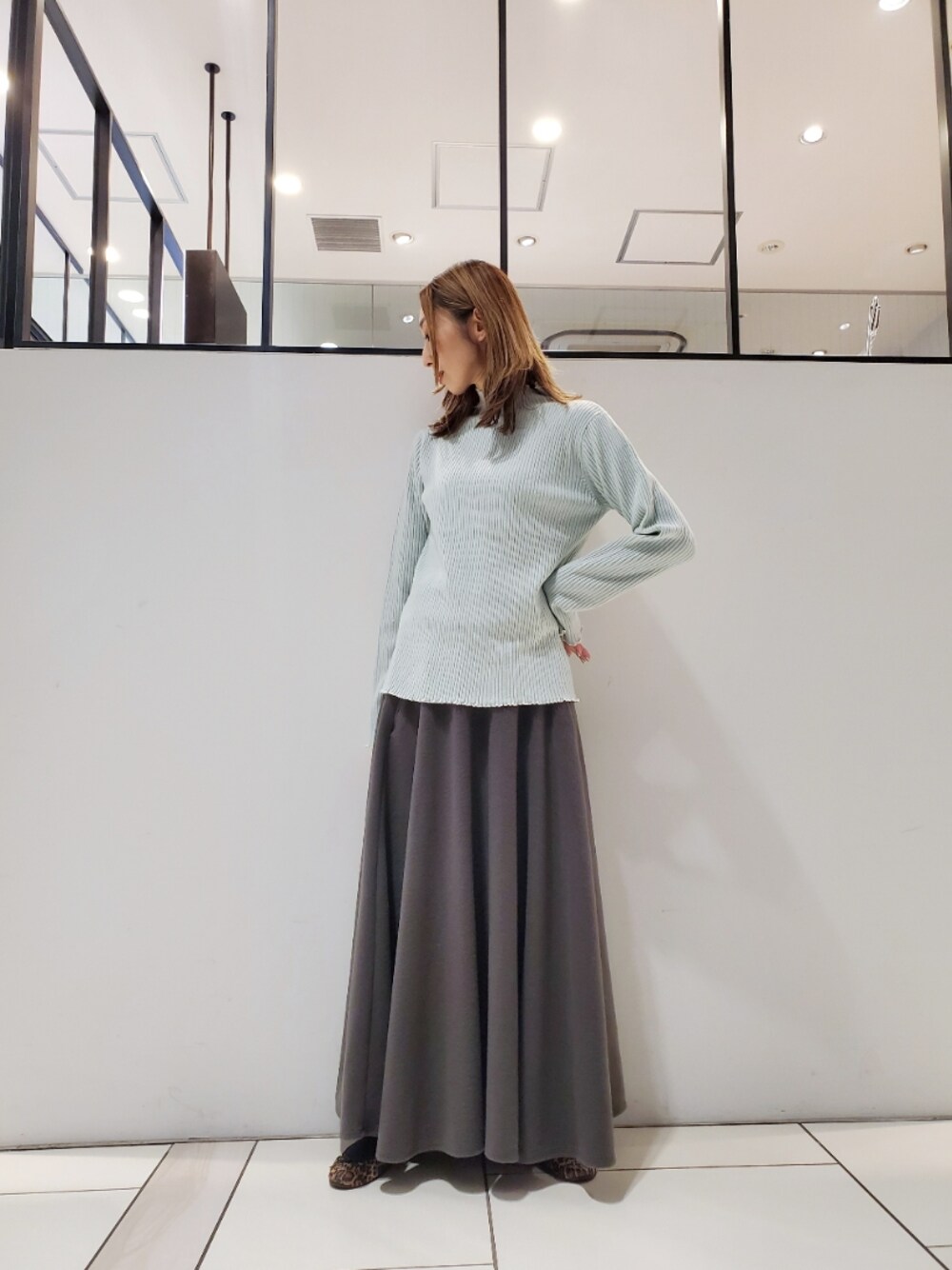 「ニットコーデ、ハイネックニット、ハイネック、ミントグリーン、ミント、Aライン、Aラインスカート、ロングスカート、きれいめカジュアル、大人カジュアル、冬コーデ、相互フォロー、ピュアルセシン、pualcecin、pual ce cin」｜「PUAL CE CINの配色メローニット（ニット/セーター、グリーン系）」を使った、nagashimaさん（レディース・160cm）の冬コーディネートの1枚目の写真