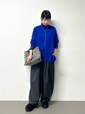 「体型カバー」｜「アイテム（スリッポン）」を使った、LINさん（レディース・164cm）の秋コーディネート