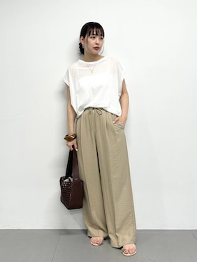 「アイテム（バングル/リストバンド、ブラウン系）」を使った、LINさん（レディース・163cm）の夏コーディネート