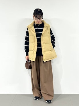 「アイテム（ダウンベスト）」を使った、LINさん（レディース・164cm）の秋コーディネート