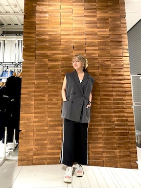 「SENSE OF PLACE by URBAN RESEARCH（センスオブプレイスバイアーバンリサーチ）のアイテム（ベスト、グレー系）」を使った、kaoさん（レディース）の夏コーディネート