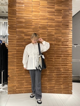 「通学スタイル」｜「アイテム（シャツ/ブラウス）」を使った、kaoさん（レディース・151cm）の秋コーディネート