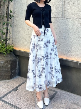 「MISCH MASCH（ミッシュマッシュ）の2026春夏新作 ラメ配色リボンアイレットリブニット（ニット/セーター、ブラック系）」を使った、西銀座店さん（レディース・166cm）の春コーディネート