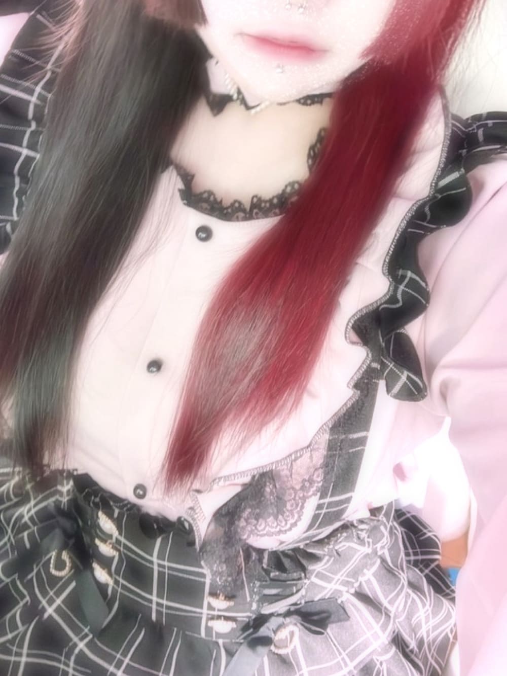 「rojita、LIZLISA、地雷系、自撮り界隈、08」｜「ROJITAのハートバックル肩レースブラウス（シャツ/ブラウス、ピンク系）」を使った、ろり天使さん（レディース・167cm）の夏コーディネートの1枚目の写真