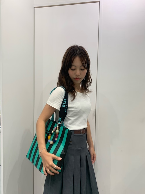 フラワーモチーフカラフルキーチェーン（キーホルダー）｜SMELLY