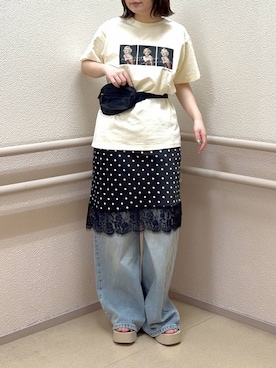 「LOWRYS FARM（ローリーズファーム）のレースデニム　601055（デニムパンツ、ブルー系）」を使った、asuuu33さん（レディース）の春コーディネート
