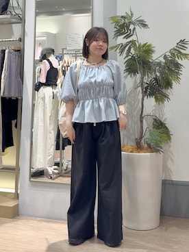 「LOWRYS FARM（ローリーズファーム）のイージーバギーデニム　601067（デニムパンツ、ブラック系）」を使った、asuuu33さん（レディース）の春コーディネート