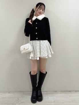 「INGNI（イング）のファーティペット付ケーブルカーディガン（Cardigans、ブラック系）」を使った、舞桜さん（レディース・165cm）の秋コーディネート