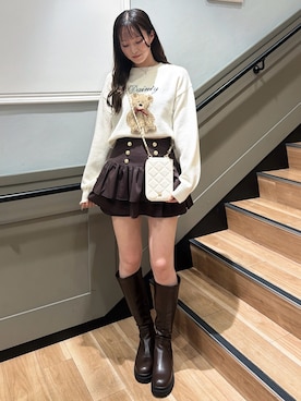 「INGNI（イング）のナポレオンフリルミニスカパン（Skirt、ブラウン系）」を使った、舞桜さん（レディース・165cm）の秋コーディネート