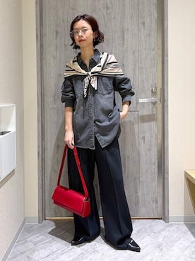 「GLOBAL WORK（グローバルワーク）のシリンダーバッグ/1054922（ショルダーバッグ、レッド系）」を使った、hikaruさん（レディース）の秋コーディネート