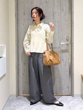 「GLOBAL WORK（グローバルワーク）のペプラムモールビスチェ/1044421（ベスト、ホワイト系）」を使った、hikaruさん（レディース）の秋コーディネート