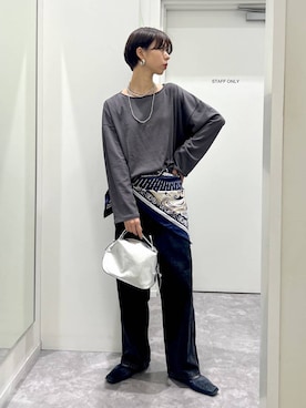 「アイテム（バンダナ/スカーフ）」を使った、hikaruさん（レディース・161cm・30代）の秋コーディネート
