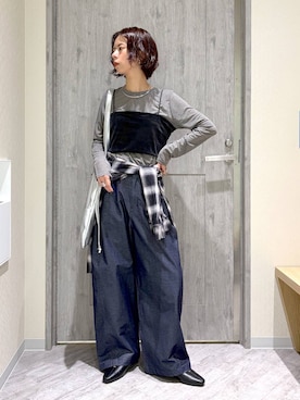 「GLOBAL WORK（グローバルワーク）のやさしソールVカットパンプス/1023336（パンプス、ブラック系）」を使った、hikaruさん（レディース）の秋コーディネート