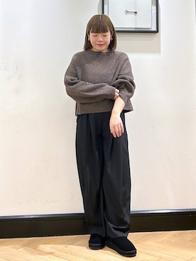 「アイテム（スリッポン）」を使った、ap erikaさん（レディース・157cm）の秋コーディネート