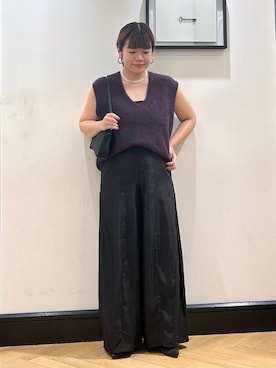 「アイテム（ベスト、レッド系）」を使った、ap erikaさん（レディース・157cm）の秋コーディネート
