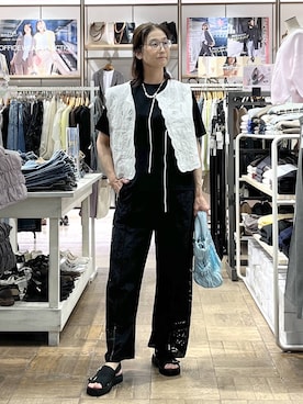 「GLOBAL WORK（グローバルワーク）のmeets India/刺繍レースベスト/601191（ベスト、ホワイト系）」を使った、nibakeryさん（レディース）の春コーディネート