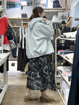 「アイテム（バレッタ/ヘアクリップ）」を使った、nibakeryさん（レディース・168cm）の秋コーディネート