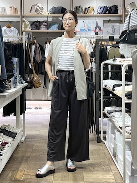 「GLOBAL WORK（グローバルワーク）のお手入れラクラクセットアップ/ジレ/632433（ベスト、ベージュ系）」を使った、nibakeryさん（レディース）の夏コーディネート