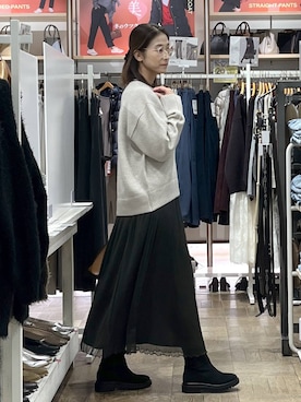 「アイテム（ヘアアクセサリー）」を使った、nibakeryさん（レディース・168cm・40代）の秋コーディネート