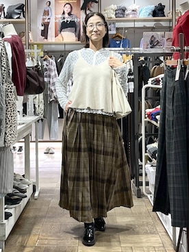 「アイテム（ヘアゴム）」を使った、nibakeryさん（レディース・168cm）の秋コーディネート