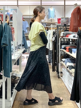 「アイテム（バレッタ/ヘアクリップ）」を使った、nibakeryさん（レディース・168cm・40代）の夏コーディネート