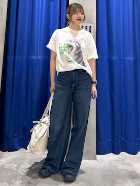 「PAGEBOY（ページボーイ）のクラシックストレート【3color/4size】（スラックス、ブルー系）」を使った、アイさん（レディース・154cm）の春コーディネート