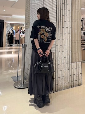 「PAGEBOY（ページボーイ）の【2WAY仕様】スタッズミニボストンバッグ（ショルダーバッグ、ブラック系）」を使った、アイさん（レディース・154cm）の夏コーディネート