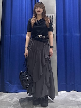 「PAGEBOY（ページボーイ）のジグフリティアードスカート（スカート、グレー系）」を使った、アイさん（レディース・154cm）の春コーディネート