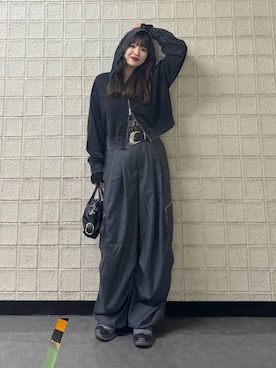 「PAGEBOY（ページボーイ）のZIPタックカーゴパンツ【裾ドローコード付き】（カーゴパンツ、グレー系）」を使った、アイさん（レディース・154cm）の秋コーディネート
