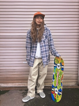 「アイテム（スリッポン）」を使った、BUDDIES🏁SERIKAさん（レディース・155cm）の秋コーディネート