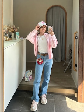 「UNIQLO（ユニクロ）のアイテム（デニムパンツ、ブルー系）」を使った、𝘻𝘬𝘮さん（レディース・158cm）の春コーディネート